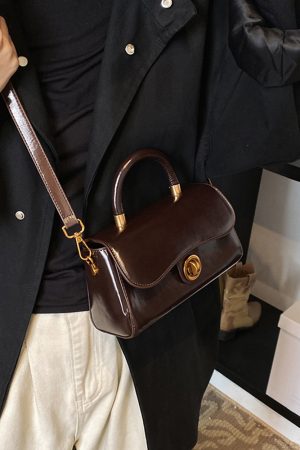 French Vintage Oil Wax Leather Handbag for Women - Textured Small Square Bag, Versatile Shoulder & Crossbody Bag, Spring/Summer 2025