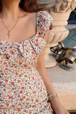 French Vintage Ruffled Big Collar Floral Dress for Women - Handmade Spring/Summer 2025, Trendy 90s Style