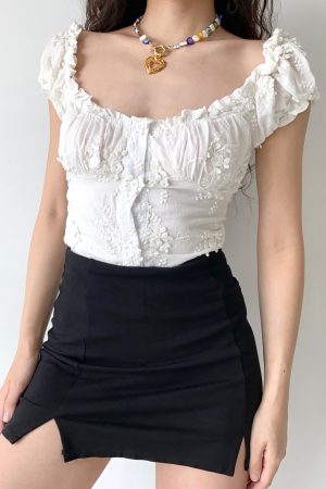 French Vintage U-neck Puff Sleeve White Embroidered Shirt for Women - Slim Fit Short Top, Perfect for Y2K and Casual Chic Style