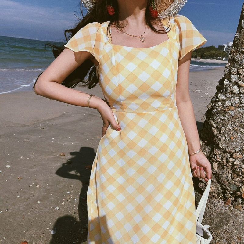 French Vintage Yellow Checkered Mermaid Dress with Small Flare Sleeves for Women - Spring/Summer Vacation Style French Vintage Yellow Checkered Mermaid Dress with Small Flare Sleeves for Women - Spring/Summer Vacation Style