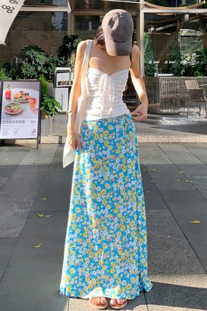 Fresh Floral Tie Low Waist Mid-Length Skirt for Women - Beachy Straight Style Skirt, Perfect for Summer and Vacation Wear