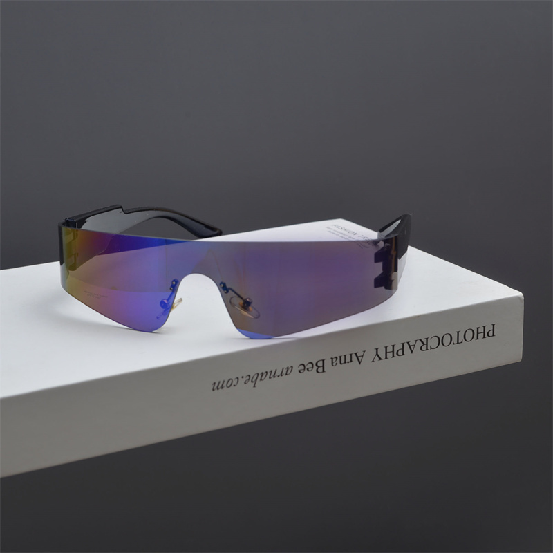 Futuristic Cyberpunk Frameless One-Piece Sunglasses for Trendy Boys and Girls - Ideal for Street Photography and Riding. Futuristic Cyberpunk Frameless One-Piece Sunglasses for Trendy Boys and Girls - Ideal for Street Photography and Riding.