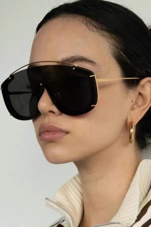 Futuristic Cyberpunk Oversized Pilot Sunglasses with Cut Edges and Single Beam - Stylish Statement Eyewear