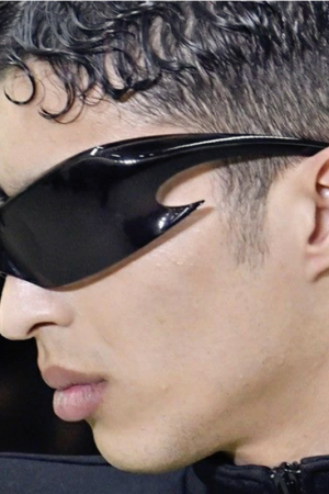 Futuristic Cyberpunk Unisex Retro Street Photography Sunglasses - Quirky Exaggerated Style for Bold Fashion Statements