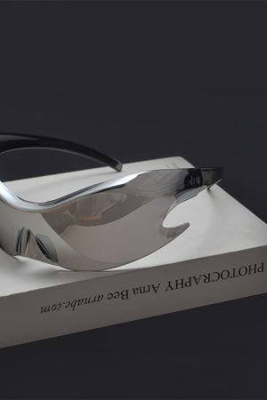 Futuristic Cyberpunk Unisex Retro Street Photography Sunglasses - Quirky Exaggerated Style for Bold Fashion Statements