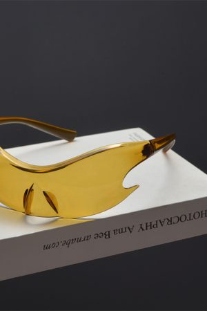 Futuristic Cyberpunk Unisex Retro Street Photography Sunglasses - Quirky Exaggerated Style for Bold Fashion Statements