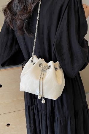 Handheld Drawstring Bucket Bag for Women - Summer 2025 Korean Style INS Minimalist Versatile Shoulder Bag
