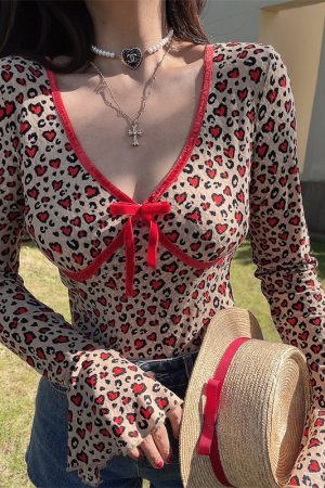 Handmade Leopard Print Long Sleeve V-Neck T-Shirt with Bow Tie and Bell Sleeves - Spicy Girl Vacation Style, 90s American Fashion