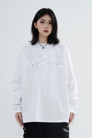 Heavyweight American Street Style Short Sleeve T-Shirt for Men & Women, Loose Fit with Small Collar, Trendy 90s Inspired Fashion.