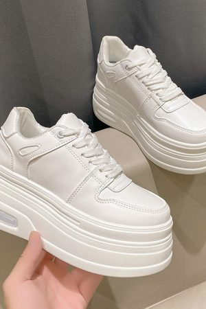Height-Increasing 8cm Thick-Soled White Leather Sneakers for Women - Trendy Spring 2023 European Style Versatile Skate Shoes