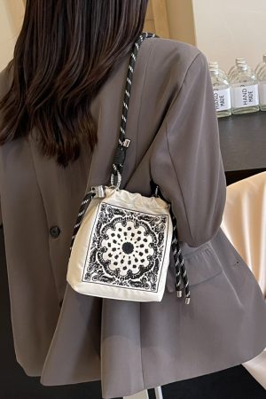 High-End Embroidered Canvas Bucket Bag for Women - Summer 2025 Drawstring Crossbody Phone Bag, Casual Style
