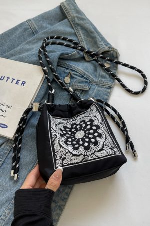 High-End Embroidered Canvas Bucket Bag for Women - Summer 2025 Drawstring Crossbody Phone Bag, Casual Style