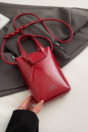 High-End Silver Mini Bag for Women - Lightweight Handheld Crossbody Zipper Bag for Summer 2025, Perfect for Y2K Fashion