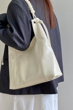 High-End Woven Leather Shoulder Tote Bag for Women - Large Capacity Commuting Bag, 2025 Niche Design