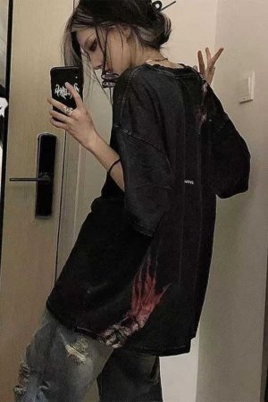 High Street Dark Style Vintage Water-Washed Oversized Short Sleeve T-Shirt for Women - Summer Evil Hand Design