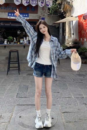 High Waist Distressed Denim Shorts for Women, American Vintage Style, 2025 Fashion, Casual Summer Hot Pants