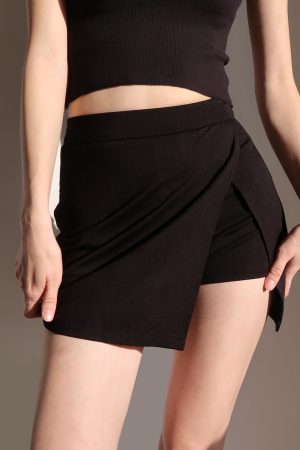 High-Waisted Black A-Line Mini Skirt with Side Slit - Sexy Slim-Fit, Leg-Lengthening Bodycon Style for European and American Fashion