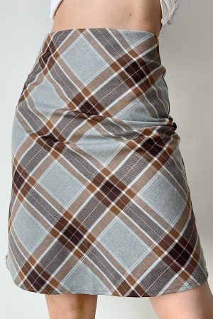 High-Waisted Color-Blocking Plaid A-Line Skirt for Women - Retro European American Style Short Bodycon Fashion