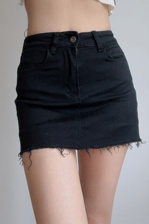 High-Waisted Frayed Bodycon Denim Mini Skirt - Sexy A-Line Design for Hot Girl Style - European and American Fashion Trend
