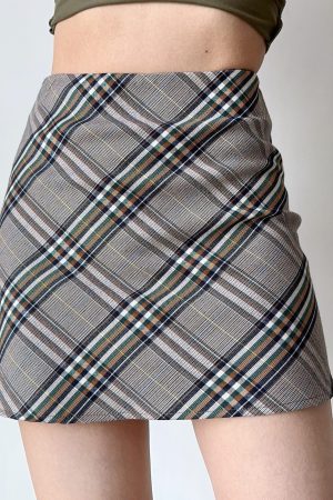High-Waisted Slimming Plaid A-Line Mini Skirt - Vintage American Style Bodycon Skirt for Women, Perfect for 90s & Y2K Fashion