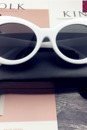 Hip-Hop Style Oval Sunglasses Inspired by Burijie Bridge and G-Dragon â€“ Trendy Alien Glasses for Y2K Fashion Lovers