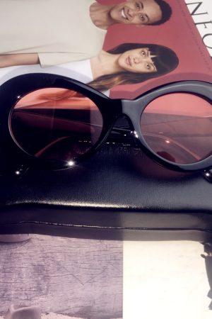 Hip-Hop Style Oval Sunglasses Inspired by Burijie Bridge and G-Dragon – Trendy Alien Glasses for Y2K Fashion Lovers