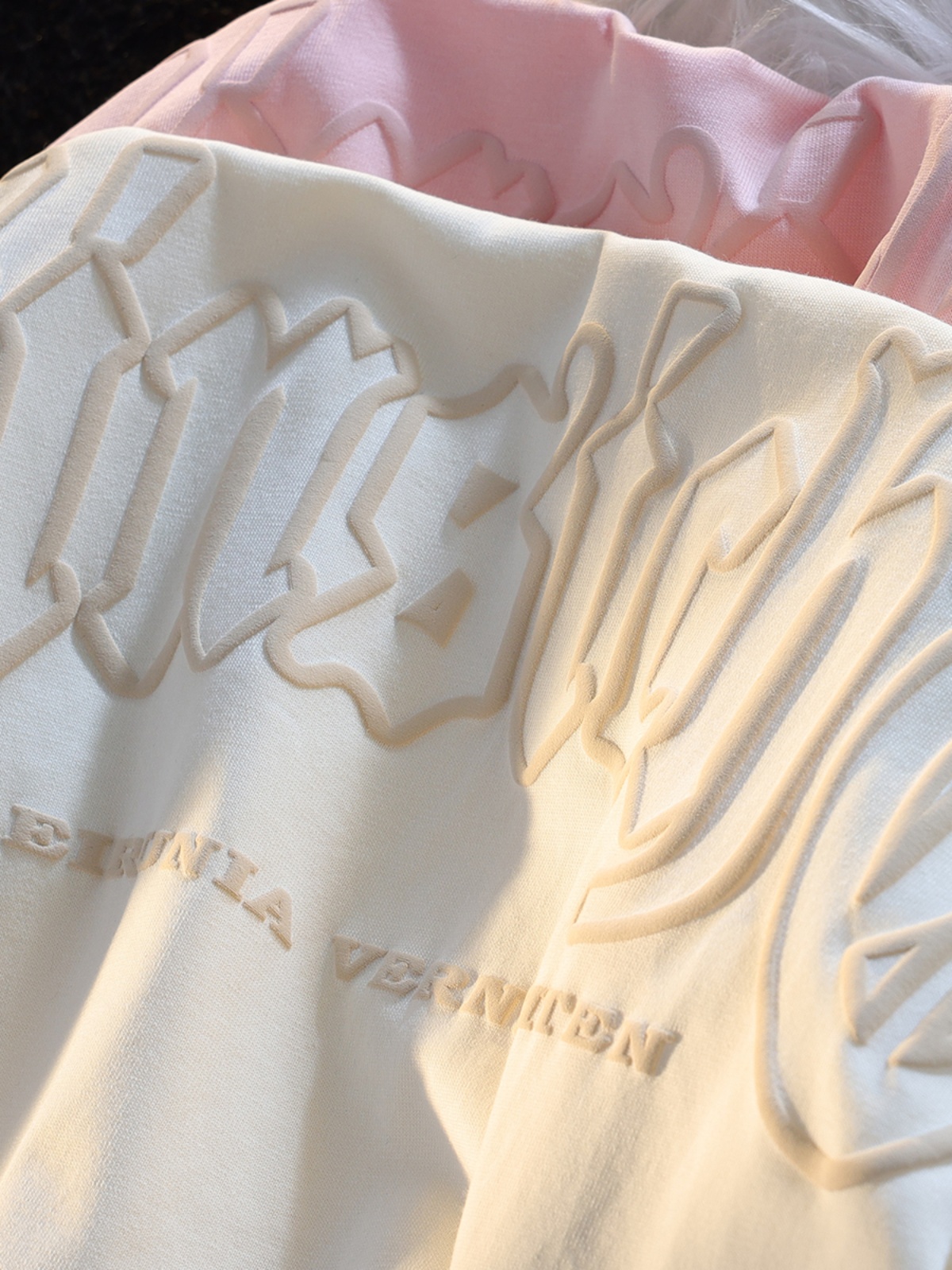 Japanese-Style Retro Sweet Letter Print Short-Sleeve T-Shirt for Men and Women, Plus Size, Loose-Fitting Cotton Tee, Casual Couple Outfit Japanese-Style Retro Sweet Letter Print Short-Sleeve T-Shirt for Men and Women, Plus Size, Loose-Fitting Cotton Tee, Casual Couple Outfit