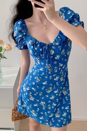Klein Blue Floral Puff Sleeve Dress - Slim Fit, Waist-Defined, Versatile Vacation Style, Perfect for Summer Outings and 90s Inspired Looks