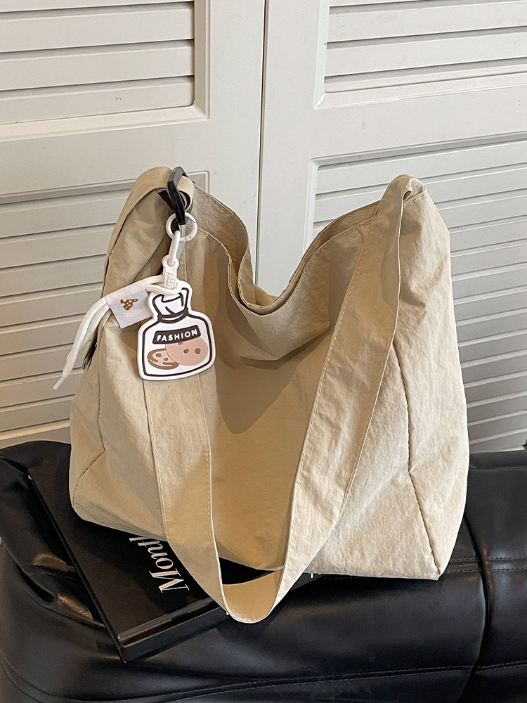 Korean-Style Artistic Canvas Tote Bag for Women - Trendy Crossbody Bag for Summer 2025, Casual Fashion Essential Korean-Style Artistic Canvas Tote Bag for Women - Trendy Crossbody Bag for Summer 2025, Casual Fashion Essential