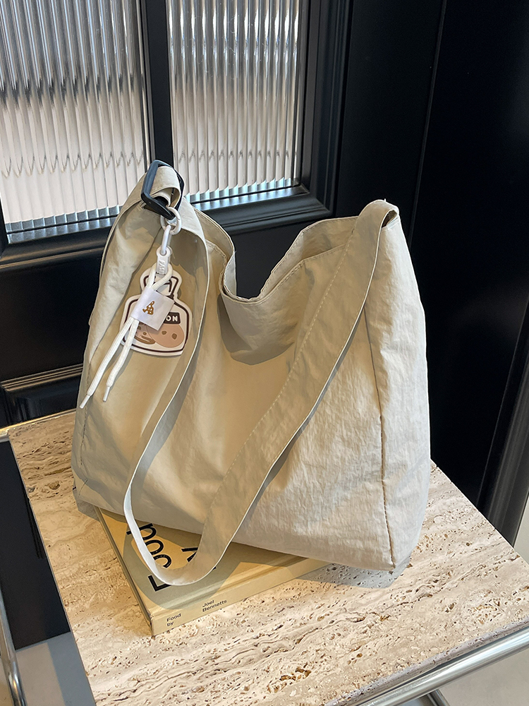 Korean-Style Artistic Canvas Tote Bag for Women - Trendy Crossbody Bag for Summer 2025, Casual Fashion Essential Korean-Style Artistic Canvas Tote Bag for Women - Trendy Crossbody Bag for Summer 2025, Casual Fashion Essential