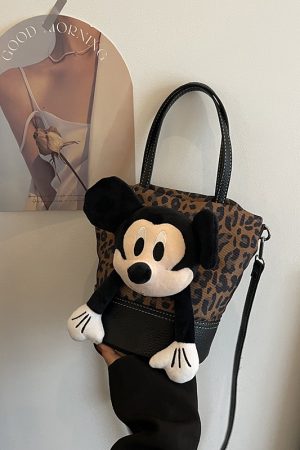 Korean-Style Cartoon Anime Crossbody Bag - Cute Girl Bucket Bag for Spring/Summer 2025, Trendy High-End Underarm Bag
