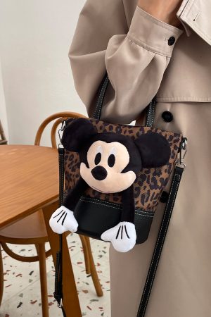 Korean-Style Cartoon Anime Crossbody Bag - Cute Girl Bucket Bag for Spring/Summer 2025, Trendy High-End Underarm Bag