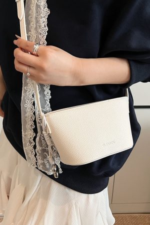 Korean Style Casual Bucket Bag for Women, Trendy INS Shoulder Bag, High-End Spring 2025 Fashion Accessory