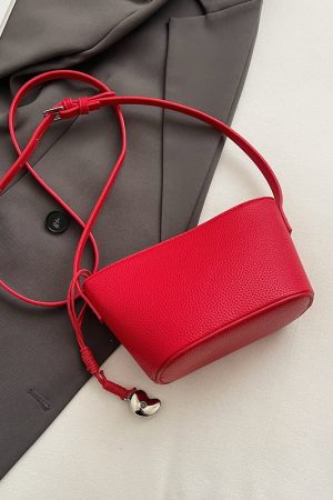 Korean Style Casual Bucket Bag for Women, Trendy INS Shoulder Bag, High-End Spring 2025 Fashion Accessory