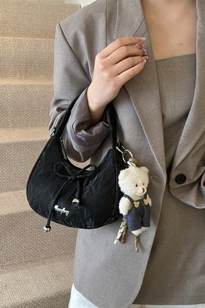 Korean Style Crescent Underarm Bag for Women, Bowknot Handbag, High-End Feel, Spring/Summer Crossbody, 2025 New Model