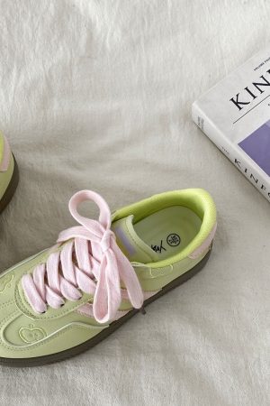 Korean Style Green Apple Training Shoes for Women - 2025 Casual White Sneakers, Versatile A-Gan Board Shoes