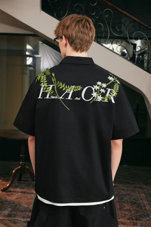 Korean-Style Green Floral Embroidered Cuban Collar Short Sleeve Shirt for Couples - Loose Fit Vacation Wear