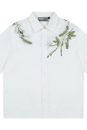 Korean-Style Green Floral Embroidered Cuban Collar Short Sleeve Shirt for Couples - Loose Fit Vacation Wear