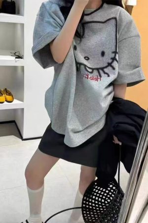 Korean Style Hello Kitty Cartoon Printed Short Sleeve T-Shirt for Women - Loose Fit, Versatile, Age-Reducing Top