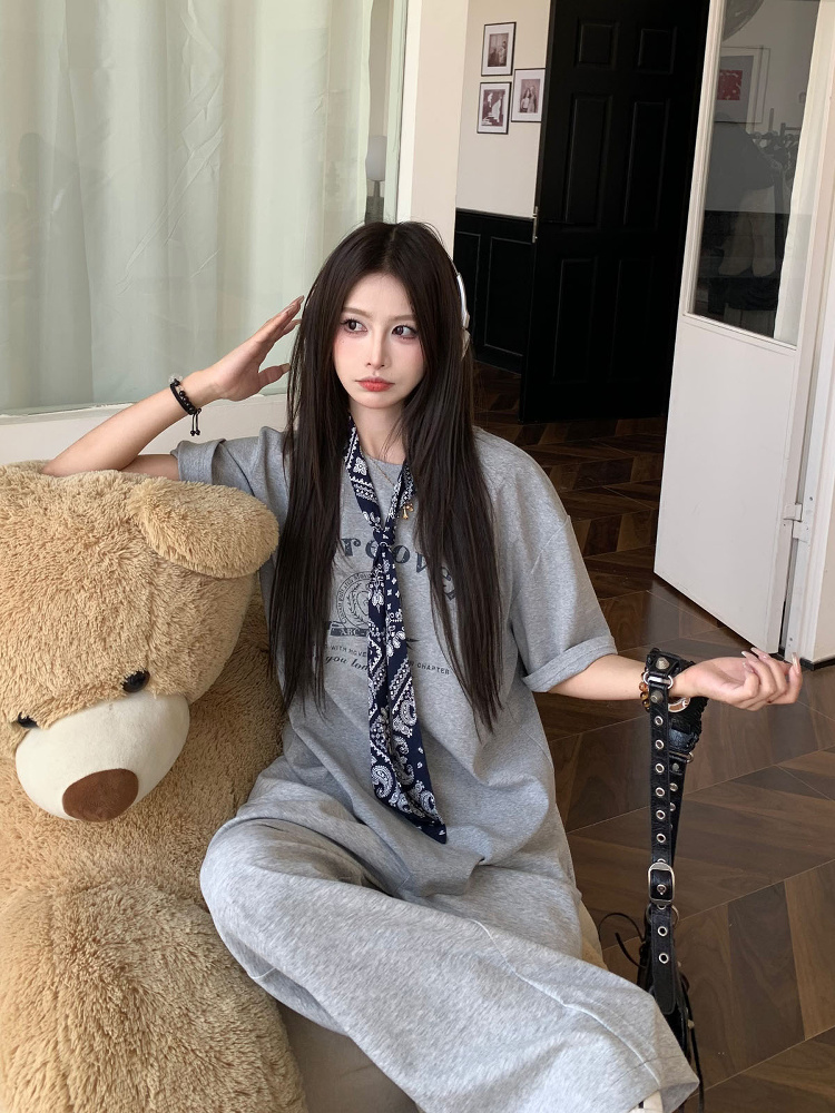 Korean Style Loose Fit Short Sleeve T-Shirt for Women with Scarf - Printed 2025 Summer Top - Casual American Fashion Korean Style Loose Fit Short Sleeve T-Shirt for Women with Scarf - Printed 2025 Summer Top - Casual American Fashion
