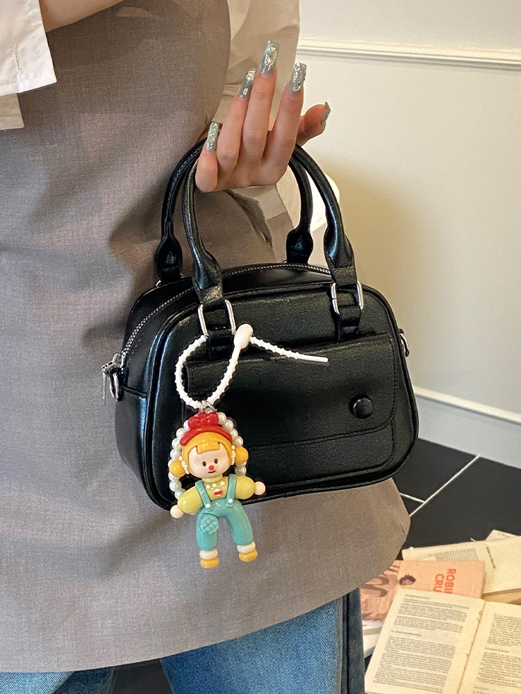 Korean-Style Minimalist Casual Crossbody Handbag for Women - High-Quality Small Square Bag for Summer 2025 Fashion Korean-Style Minimalist Casual Crossbody Handbag for Women - High-Quality Small Square Bag for Summer 2025 Fashion