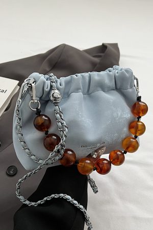 Korean-Style Minimalist Crossbody Bucket Handbag for Women - Versatile Fashionable Design for Commuting - Summer 2025 Collection