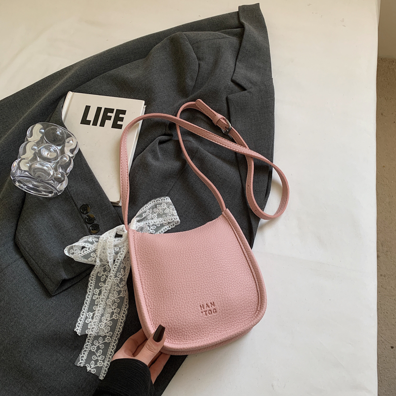 Korean Style Minimalist Fashion Bucket Bag for Women - Small Summer 2025 Crossbody Phone Bag Korean Style Minimalist Fashion Bucket Bag for Women - Small Summer 2025 Crossbody Phone Bag