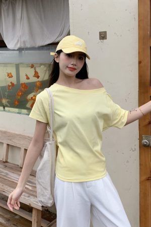 Korean Style One-Shoulder Short Sleeve T-Shirt for Women - Loose Fit Slimming Asymmetrical Off-Shoulder Top in Solid Color