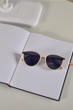 Korean Style Small Face Round Sunglasses for Women - Summer Hot Girl Beach Vacation Street Photography Accessory