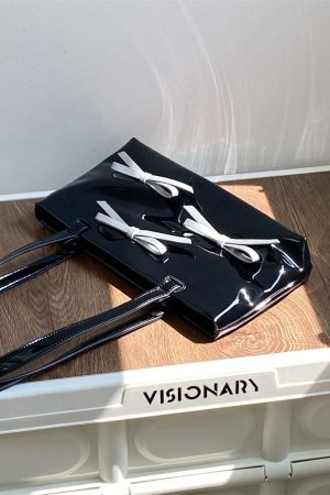 Korean Style Sweet Bow Design Women's Underarm Bag - Small Handheld Shoulder Bag for 2025 Fashion Trends