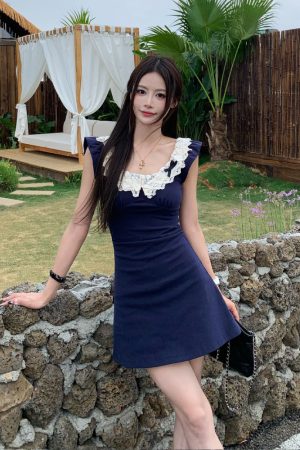 Lace Splicing Design Strap Dress - Women's Summer Sexy Slim Fit Dress with 90s Inspired Style