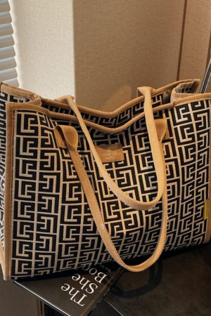 Large Capacity Canvas Tote Bag for Women - 2025 Fashionable Portable Shoulder Bag for Shopping and Travel