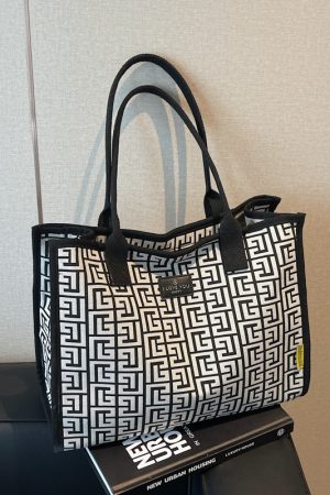 Large Capacity Canvas Tote Bag for Women - 2025 Fashionable Portable Shoulder Bag for Shopping and Travel