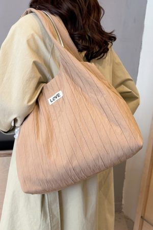 Large Capacity Canvas Tote Bag for Women - Relaxed Single-Shoulder Design, Ideal for College Students and Commuters